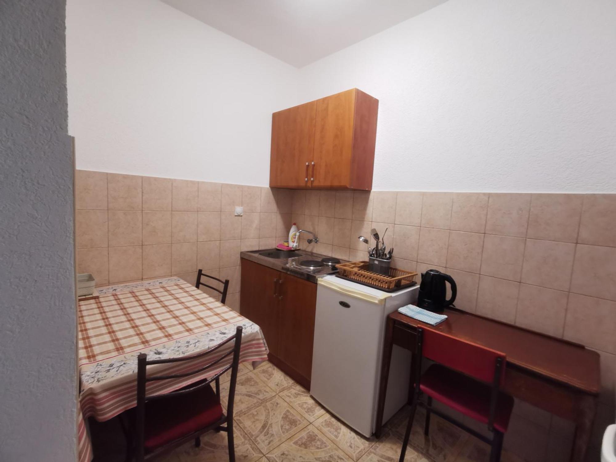 Bar-apartman 2